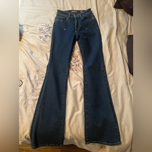 DL1961 high rise flare Jean size 25